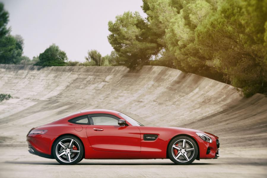  Mercedes-AMG GT 2014 года  (фото 13 из 139)